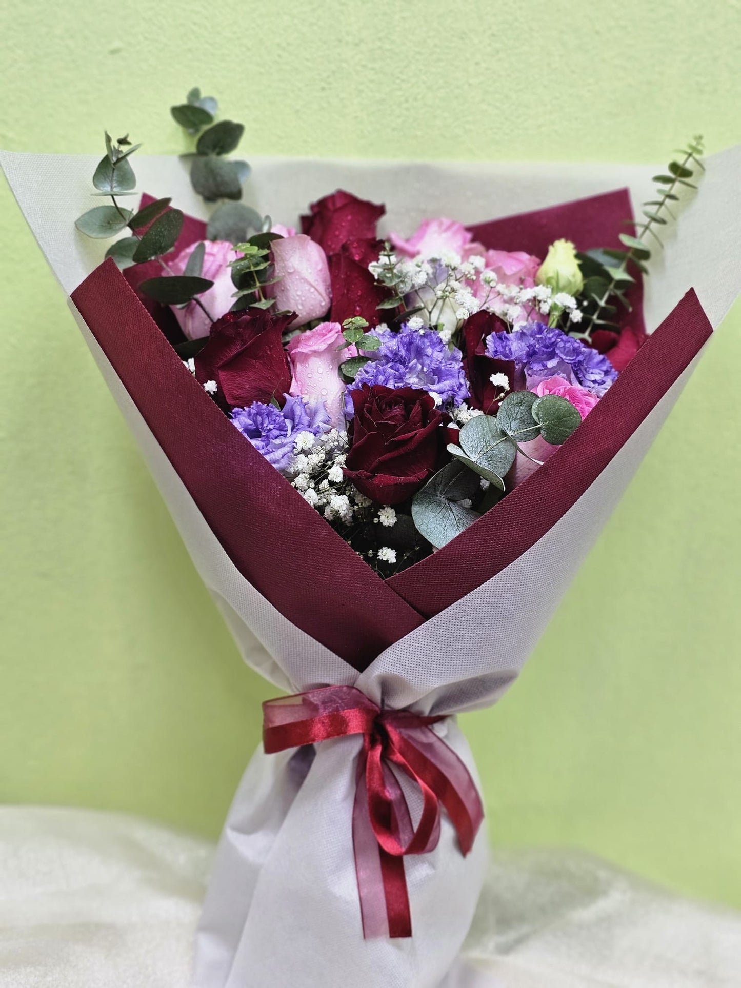 RB010 - Rose Bouquet - Roses Constellation