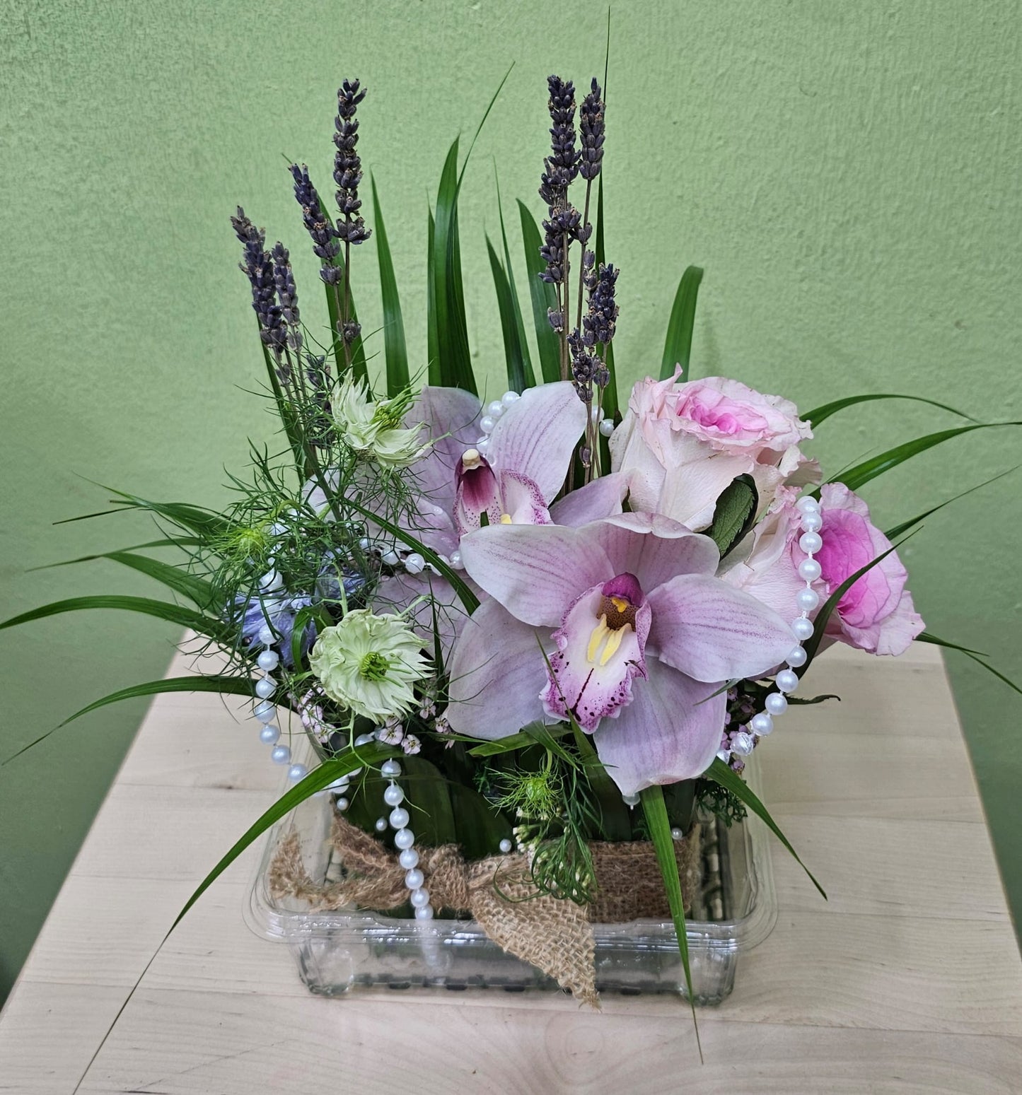 TA001_Table Arrangement